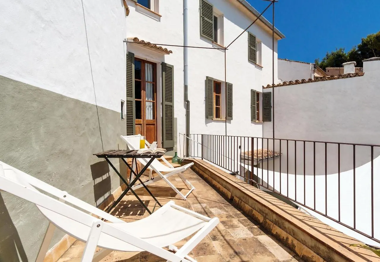 Townhouse Can Felip By Sunvillas Mallorca contacts